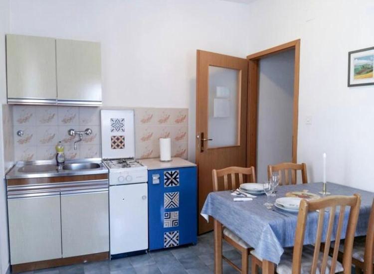 Apartmani Jovic Makarska Exterior foto